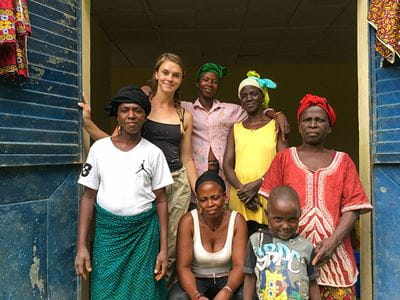 Medical student Destiny Resner with other women in Guinea, West Africa.